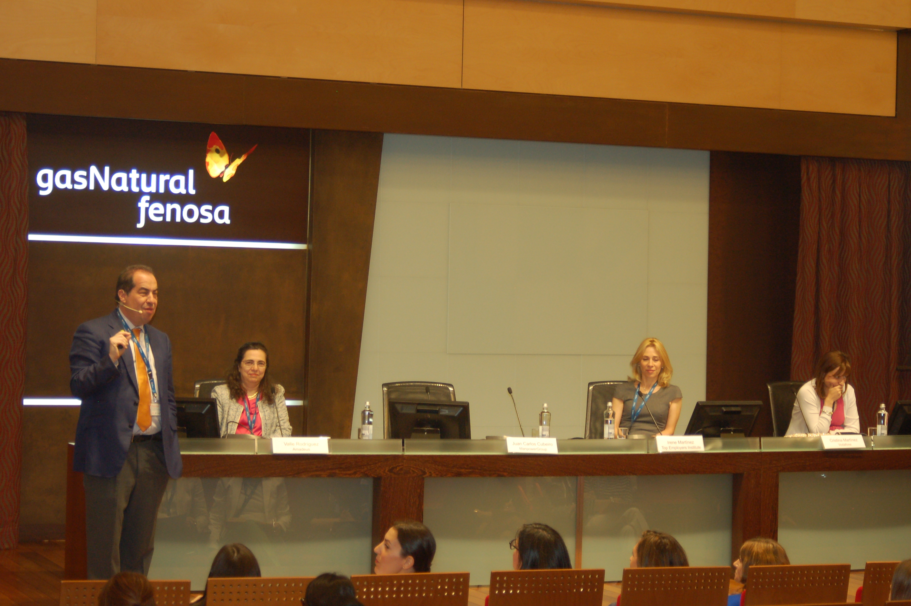 Más de 200 Directivos de Capital Humano participan en un interesante encuentro, donde se compartieron experiencias de algunas de las principales empresas españolas DSC 0034