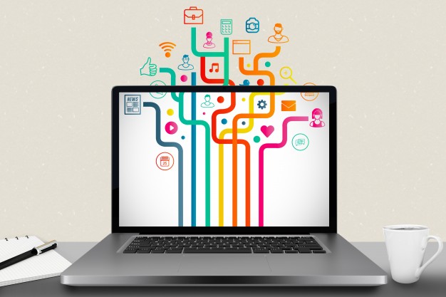 Evolución Tecnológica de los RRHH en España y América Latina portatil con diferentes aplicaciones instaladas 1134 89