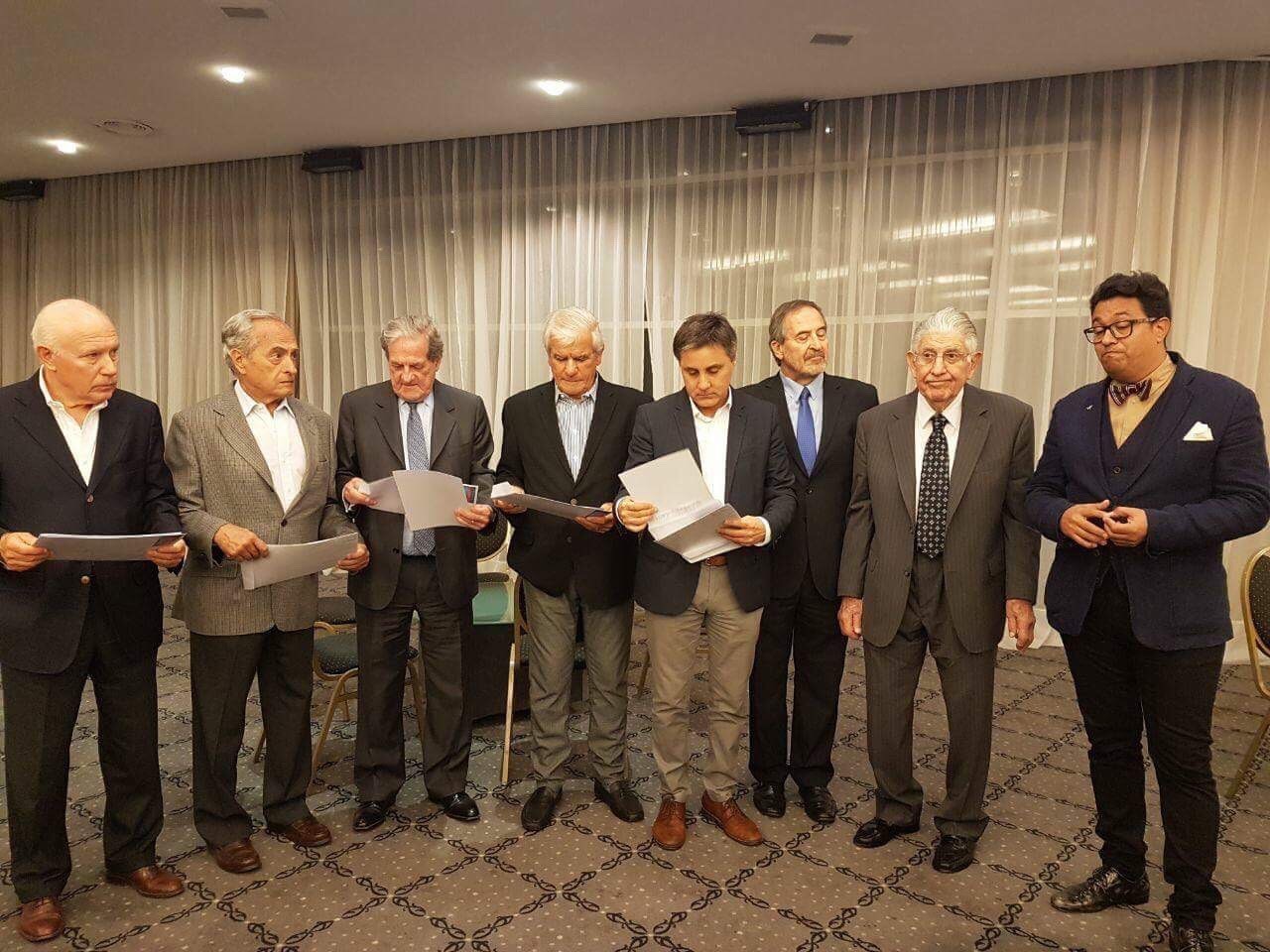 DCH homenajea a los Presidentes de ADRHA que representaron a los RR.HH de Argentina en su medio siglo de vida a1