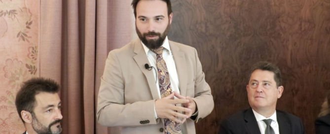 El futuro de las ciudades a debate en la última edición del Círculo RR. HH. protagonizada por Ángel Niño ANGEL NINO copia