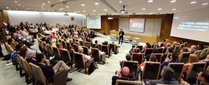El Encuentro Diálogos reúne a CEOs, CHROs y CFOs para impulsar la función directiva en las organizaciones y galardonar a Andrés Romero con el IX Premio CEO DCH a la Excelencia en la Dirección de Personas 1686908751136