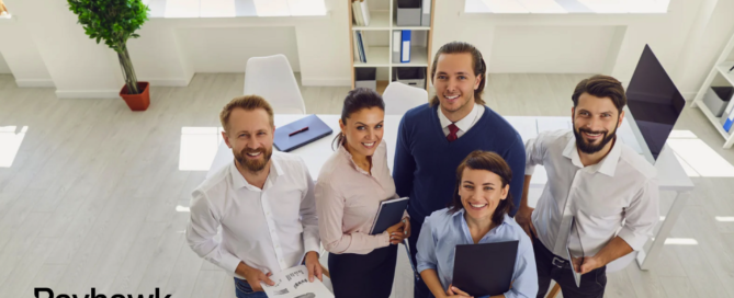 Tarjetas para empleados: por qué es la mejor forma de gestionar los gastos que realizan los trabajadores por cuenta de la empresa tarjetas payhawk