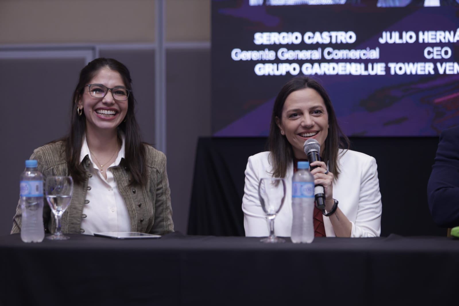 El Encuentro Anual DCH Paraguay reúne a CEOs y CHROs para analizar la conexión estratégica entre liderazgo, talento y negocio WhatsApp Image 2026 06 04 at 15.33.22 2