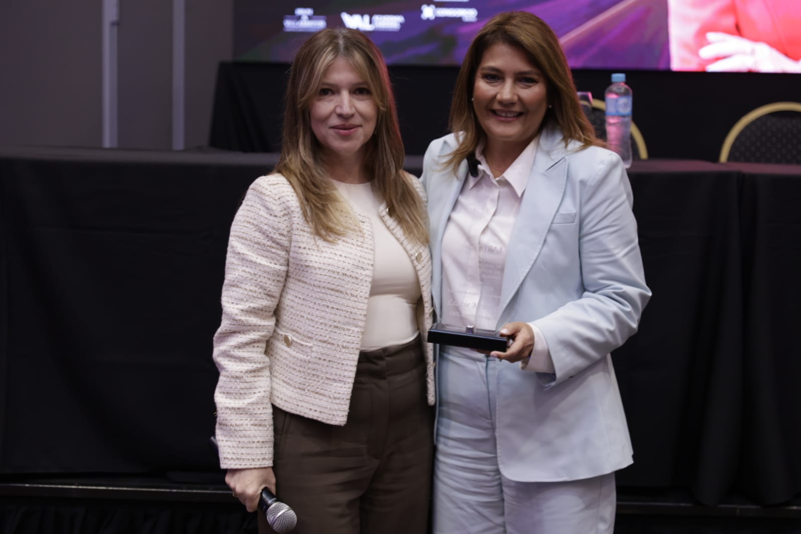 El Encuentro Anual DCH Paraguay reúne a CEOs y CHROs para analizar la conexión estratégica entre liderazgo, talento y negocio WhatsApp Image 2026 06 04 at 15.49.09