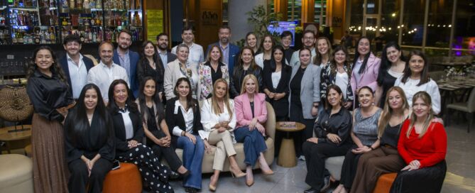DCH Paraguay celebra “El arte del maridaje: personas, cultura y liderazgo” con una cata de vinos entre líderes de Capital Humano DCH Equifax 187